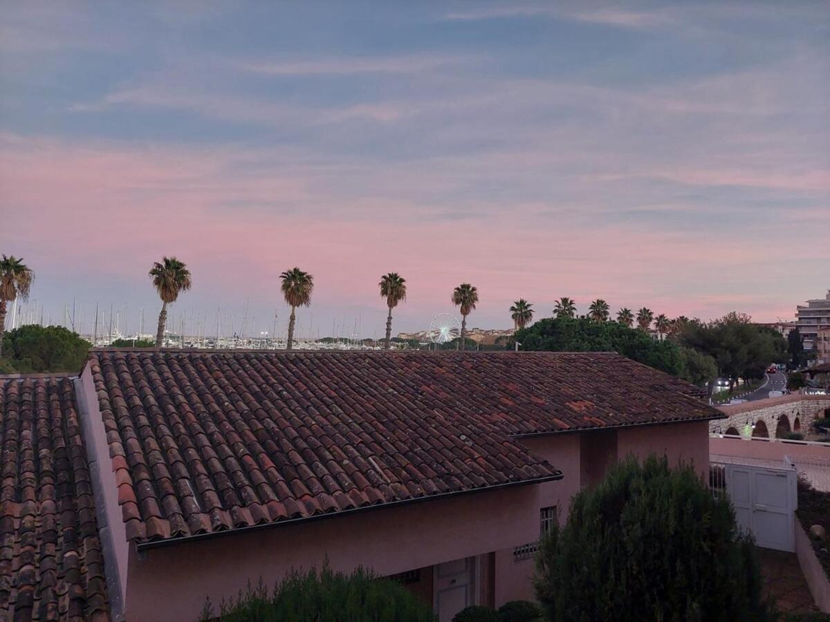 With Balcony In With Ac Appartement Antibes